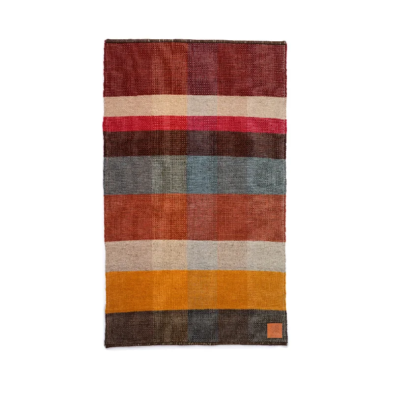 stylish area rug for modern apartment-Wool Remnant Hand Woven Rug 2